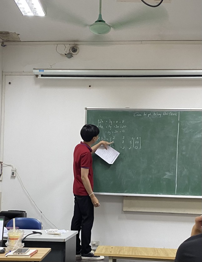 Nam sinh phá bỏ e ngại học Kinh tế ở Đại học Thủy Lợi với điểm GPA 4.0 ảnh 5