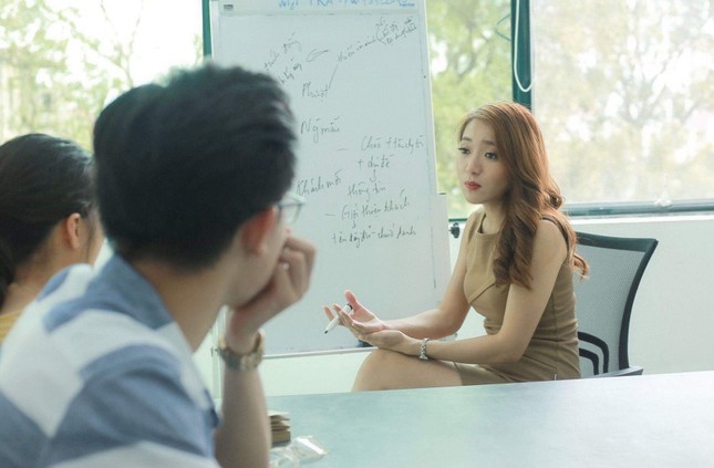 MC Trịnh Vân Anh: Những việc tôi làm tốt nhất hiện nay đều từng là sở đoản ảnh 10