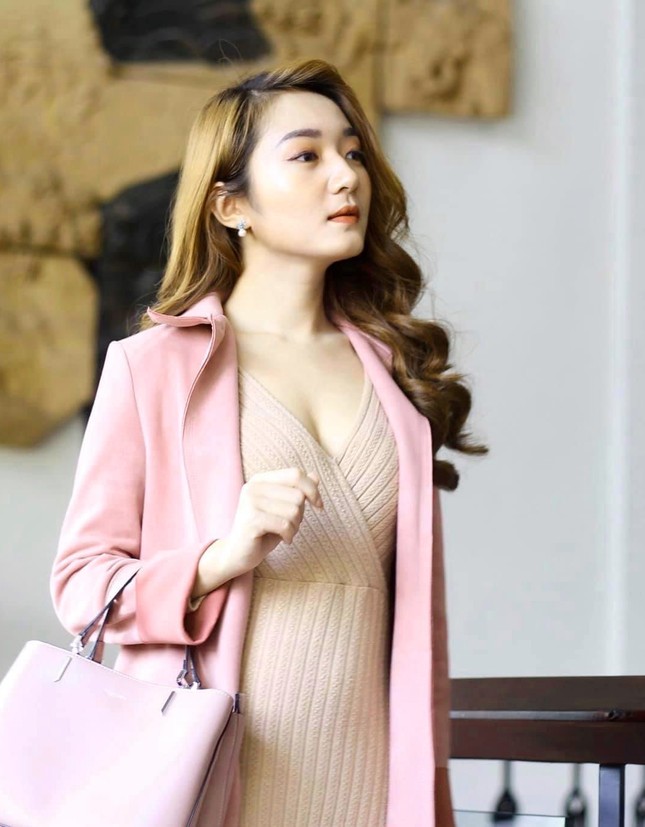 MC Trịnh Vân Anh: Những việc tôi làm tốt nhất hiện nay đều từng là sở đoản ảnh 12
