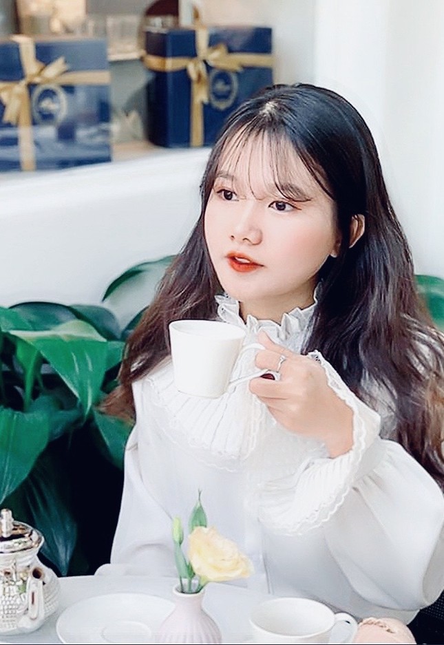 Nữ sinh Học viện Tài chính xinh đẹp là Chi ủy viên Chi bộ Công tác chính trị và sinh viên ảnh 9