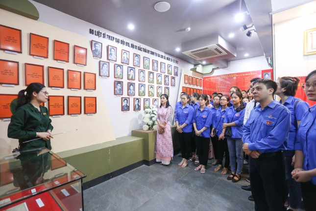 Sinh viên không “Nhạt Đảng, khô Đoàn, xa rời chính trị”! ảnh 5
