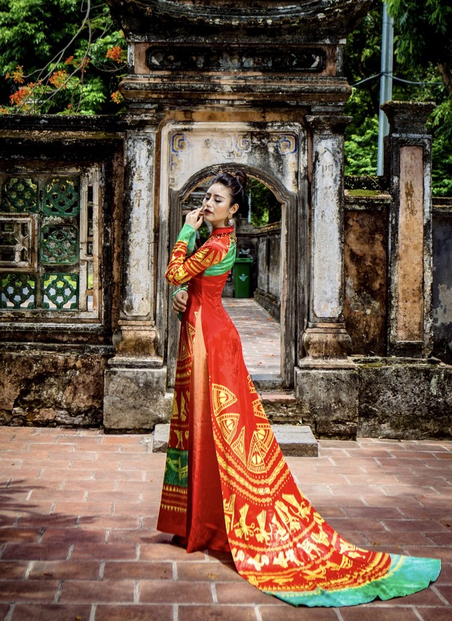 “Xác chết trôi sông” trở thành hoa khôi đại học ảnh 4