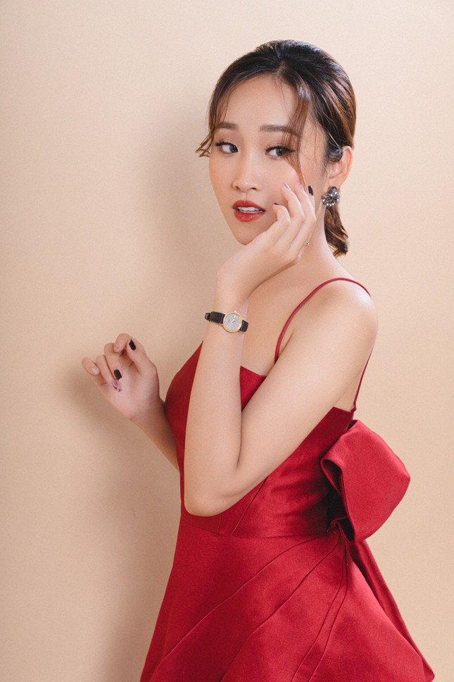 Nữ MC trường Báo: Sống để yêu thương ảnh 5
