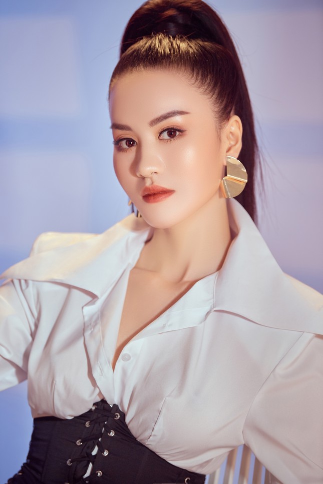 Hành trình không biết mệt mỏi của hotgirl xứ Thanh ảnh 13