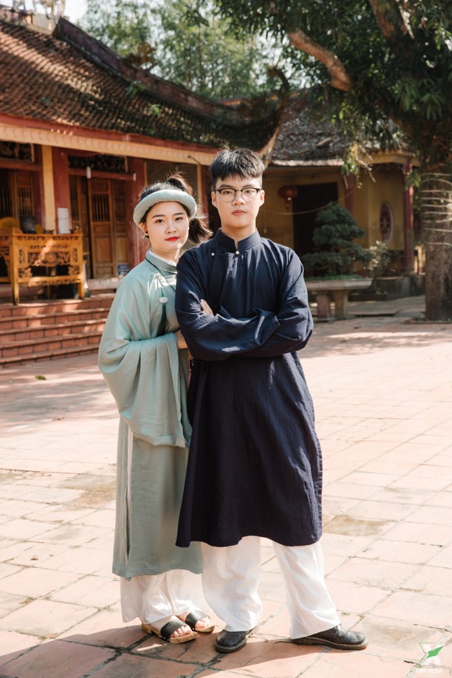 D2K61 Nguyễn Huệ: Ngược dòng thời gian với bộ ảnh kỷ yếu cổ phục Việt Nam ảnh 10