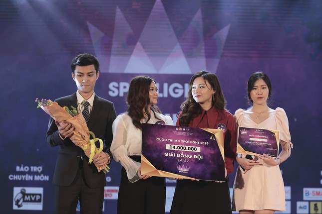 Nữ MC tài năng với niềm đam mê thời trang ngoại cỡ ảnh 6