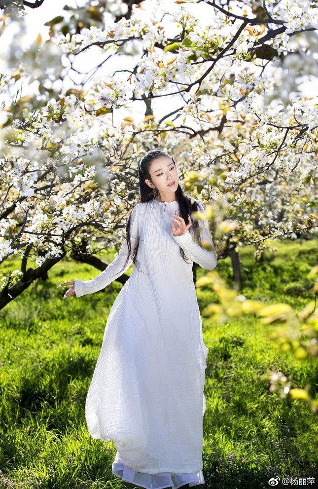 Mỹ nhân “Anh hùng xạ điêu” bị chê bai miệt thị vì không kết hôn sinh con ảnh 1