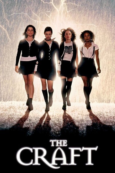Vì sao ông hoàng phim kinh dị Blumhouse chọn làm hậu truyện cho “The Craft“? ảnh 9