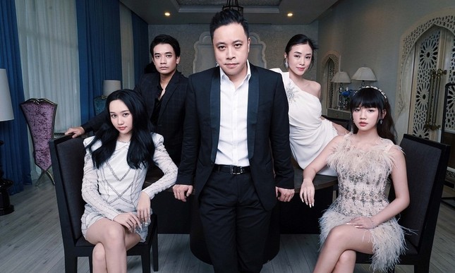 Lần đầu tiên góc khuất hậu trường showbiz Việt được “lật mở” trên màn ảnh rộng ảnh 8