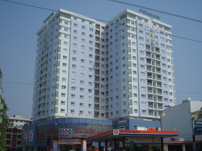 Phó Chủ tịch Đèo Cả cúi rạp người xin lỗi vì vụ rút súng giả dọa bảo vệ ảnh 2