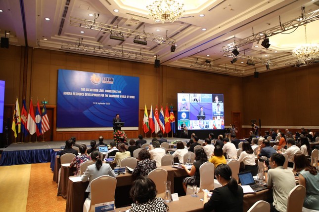 Thành công của nền giáo dục là thước đo sáng tạo của người lao động ảnh 1
