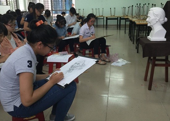 Trường ĐH Kiến trúc TP. HCM: Điểm sàn từ 15 - 20 ảnh 4