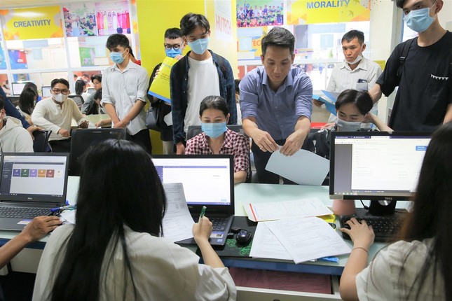Học phí bậc đại học sẽ tăng mạnh từ năm học 2021 - 2022 ảnh 1