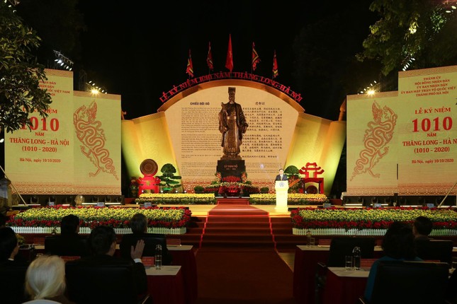 Bí thư Vương Đình Huệ: Thăng Long - Hà Nội bừng sáng, vươn mình với vị thế mới ảnh 2