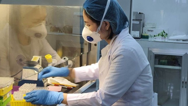 Chuyên gia người Hàn Quốc mắc COVID-19 đã đi những đâu tại TPHCM? ảnh 1