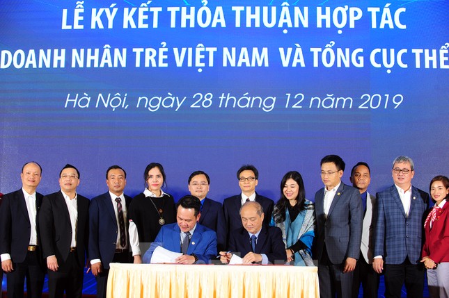 Hội Doanh nhân trẻ Việt Nam hỗ trợ vốn khởi nghiệp cho vận động viên ảnh 1
