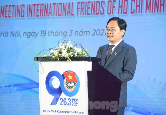 T.Ư Đoàn tặng kỷ niệm chương 'Vì thế hệ trẻ' cho 15 cá nhân nước ngoài ảnh 2