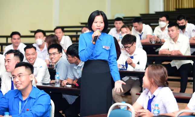Khơi dậy khát vọng phát triển bản thân và cống hiến trong du học sinh Việt Nam tại Lào ảnh 12