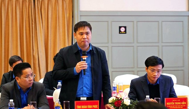 Bí thư thường trực T.Ư Đoàn: Quan tâm các giải pháp chăm lo thanh niên công nhân ảnh 4