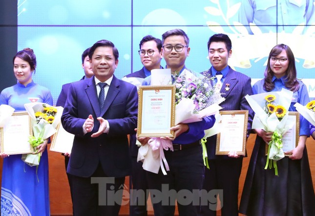Bí thư Đoàn Học viện Ngoại giao đoạt giải Nhất Hội thi Báo cáo viên năm 2023 ảnh 4