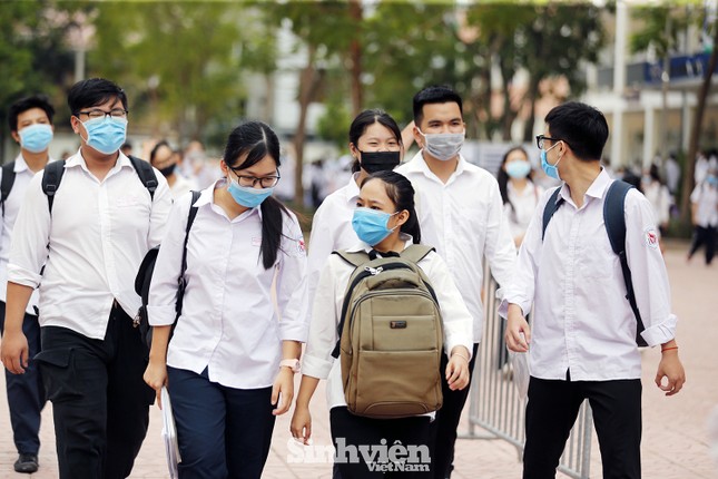 Bộ GD - ĐT dự kiến công bố điểm thi đợt 2 kỳ thi tốt nghiệp THPT năm 2020 ảnh 1