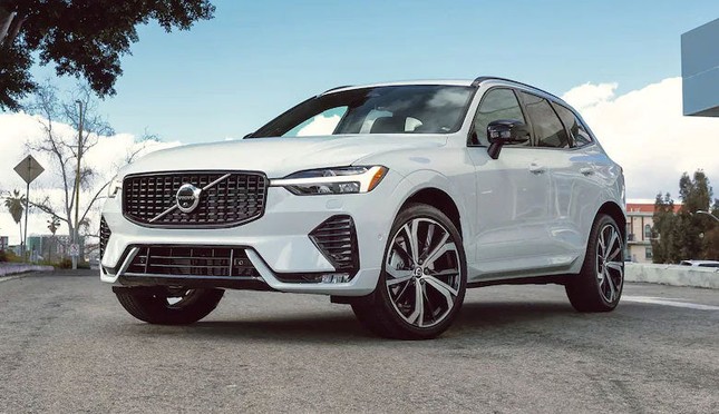 Volvo hỗ trợ lệ phí trước bạ hàng trăm triệu đồng ảnh 2