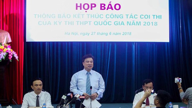 Bộ GD&ĐT họp báo trả lời nhiều vấn đề nóng kỳ thi THPT quốc gia ảnh 1