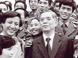 Câu nói “Mỗi thanh niên hãy sống những ngày đẹp nhất, hãy bắt tay vào những công việc bình thường nhưng có ích cho đời” là của: