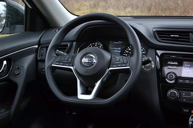 Các lỗi nhỏ thường gặp trên Nissan X-Trail ảnh 1