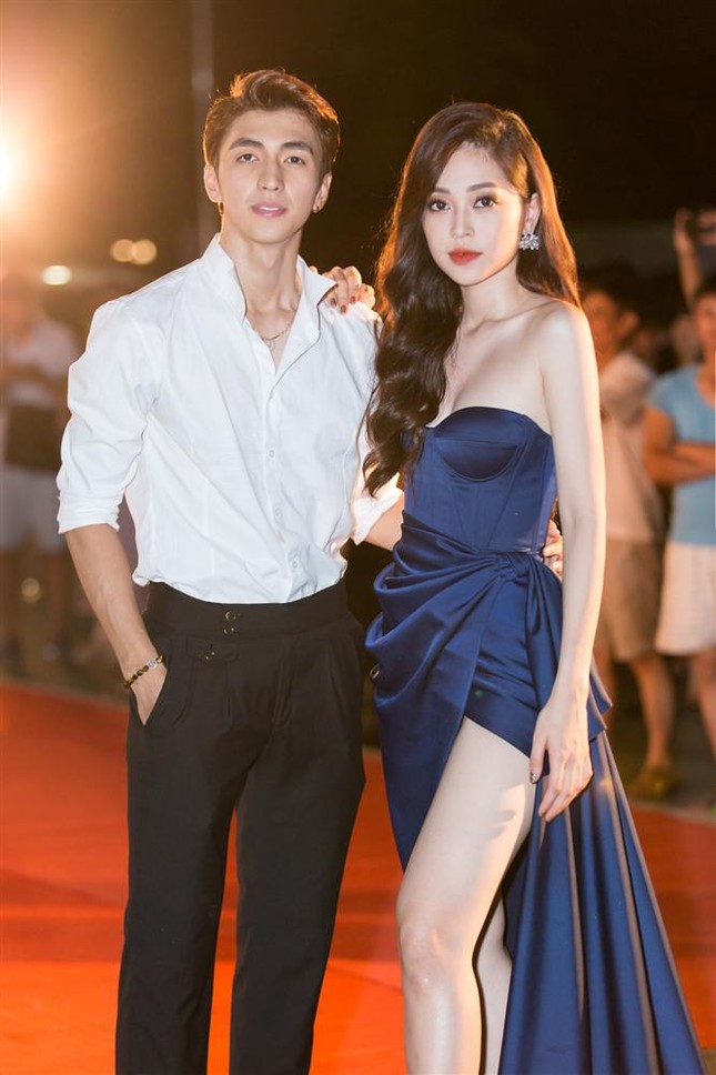 Á hậu Phương Nga: 'Chắc sẽ không kìm được nước mắt trong đêm chung kết HHVN 2020' ảnh 4