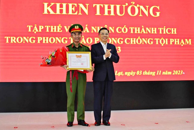 Đà Lạt khen thưởng 2 tập thể, 25 cá nhân triệt phá nhiều vụ án phức tạp ảnh 2