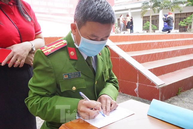 Chủ nhật Đỏ ở Tây Nguyên: Dậy từ 3h sáng đi hiến máu ảnh 5