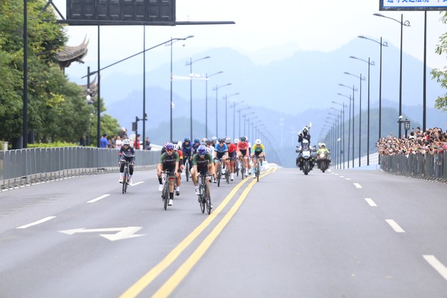 Asiad ngày 4/10: Đội tiếp sức 4x400m nữ về hạng 4 chung cuộc ảnh 35