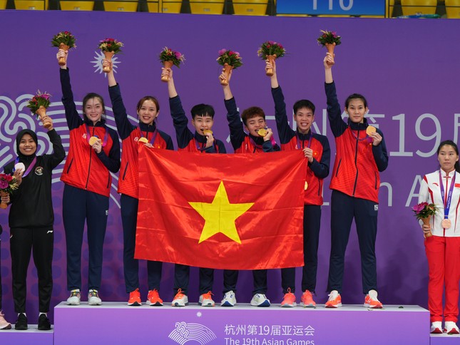 Asiad ngày 4/10: Đội tiếp sức 4x400m nữ về hạng 4 chung cuộc ảnh 4