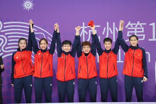 Asiad ngày 4/10: Đội tiếp sức 4x400m nữ về hạng 4 chung cuộc ảnh 13