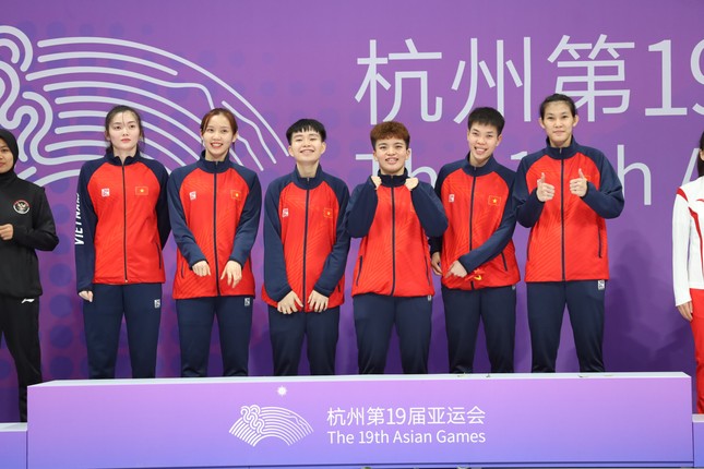 Asiad ngày 4/10: Đội tiếp sức 4x400m nữ về hạng 4 chung cuộc ảnh 14