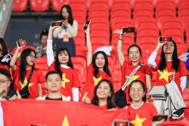Mất 2 cầu thủ, Hà Nội FC nhận thất bại đáng tiếc 1-2 trước Wuhan Three Towns ảnh 19