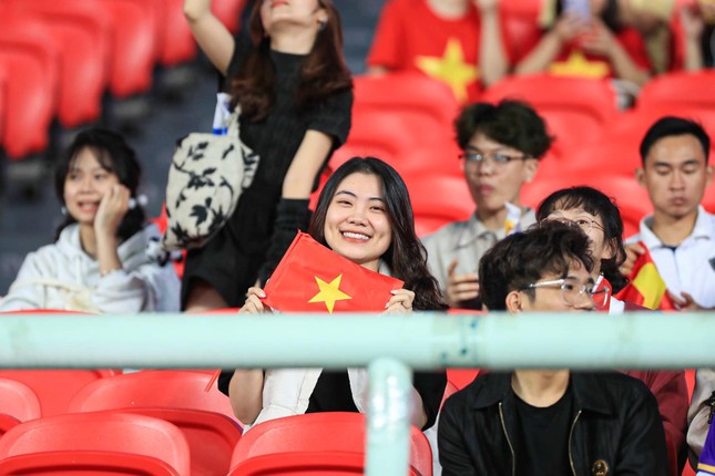 Mất 2 cầu thủ, Hà Nội FC nhận thất bại đáng tiếc 1-2 trước Wuhan Three Towns ảnh 18