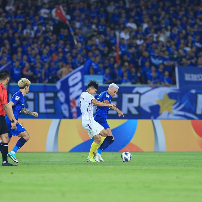 Mất 2 cầu thủ, Hà Nội FC nhận thất bại đáng tiếc 1-2 trước Wuhan Three Towns ảnh 6