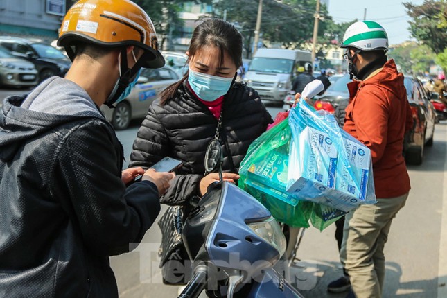 Chần chừ vài phút, khách hàng mua nước rửa tay nhận ngay giá 'cắt cổ' ảnh 7