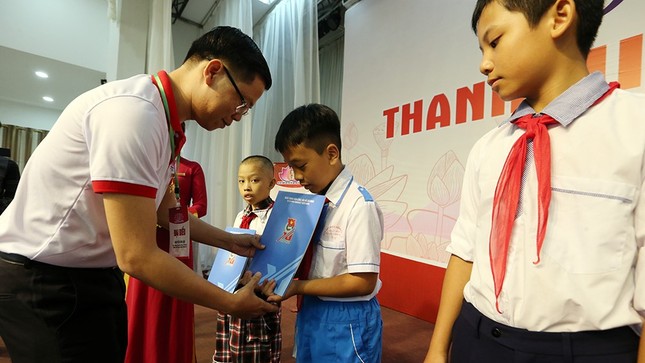 Đại biểu thanh niên tiên tiến trao đổi sáu vấn đề quan trọng của thế hệ trẻ ảnh 17