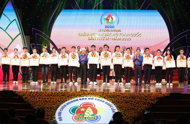 Tự hào là cháu ngoan Bác Hồ ảnh 28