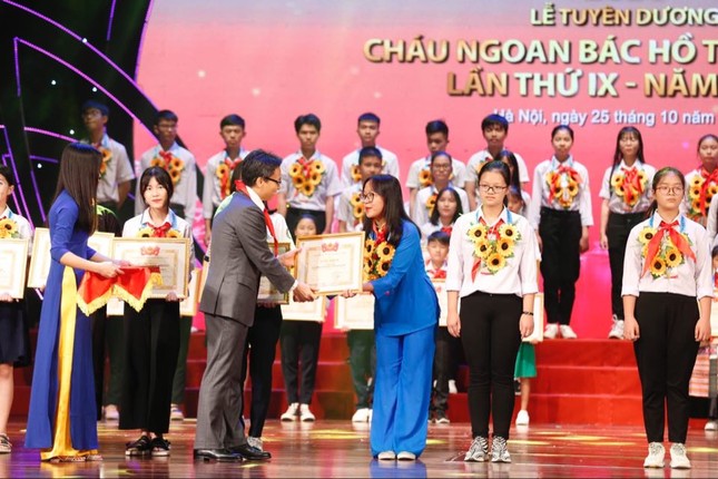 Tự hào là cháu ngoan Bác Hồ ảnh 27