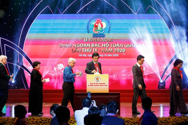 Tự hào là cháu ngoan Bác Hồ ảnh 19