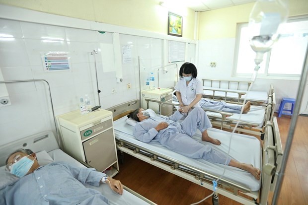 15.000 ca mắc, 3 ca tử vong do sốt xuất huyết ở Hà Nội trong tháng 9 ảnh 1