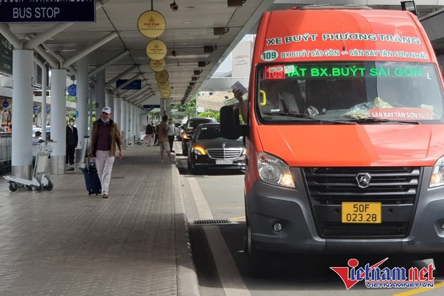 Đề xuất mở tuyến xe buýt điện từ sân bay Tân Sơn Nhất tới TP Thủ Đức ảnh 1