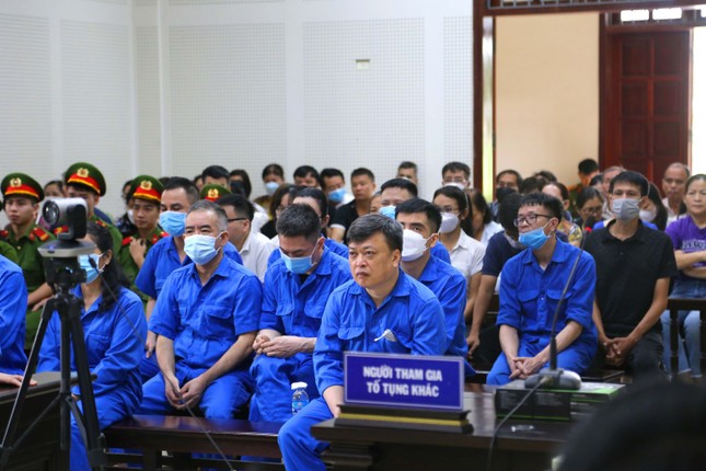 Cựu Giám đốc Sở GD-ĐT nhận hối lộ 14 tỷ bị đề nghị mức án 15 đến 17 năm tù ảnh 3