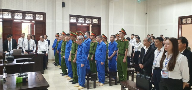 Cựu Chủ tịch Công ty AIC Nguyễn Thị Thanh Nhàn bị đề nghị mức án từ 10-11 năm tù ảnh 1
