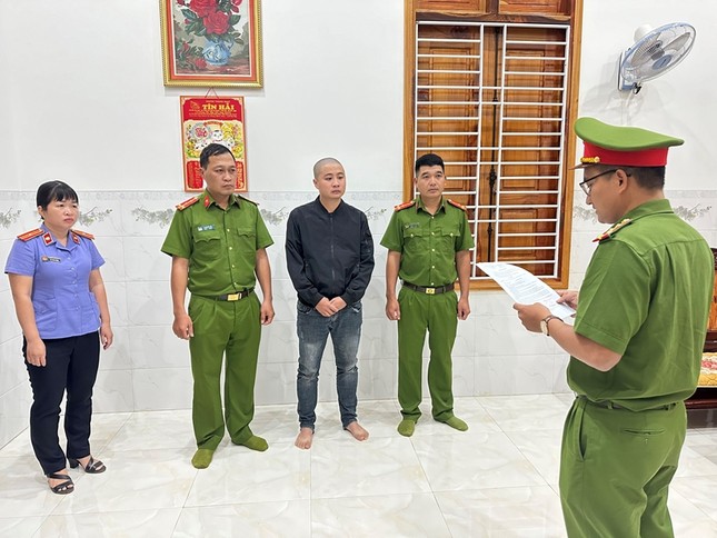 Chơi tiền ảo thua lỗ, nhân viên Điện máy xanh chiếm đoạt gần 400 triệu đồng ảnh 2