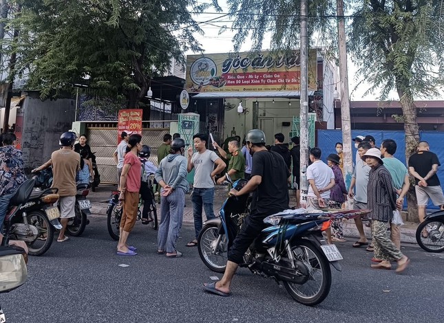 Chủ quán ăn vặt ở Nha Trang bất ngờ bị đâm tử vong ảnh 1